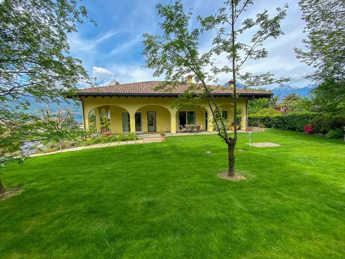 Holiday home Archi Sp Arkaden-Villa Colico Italy