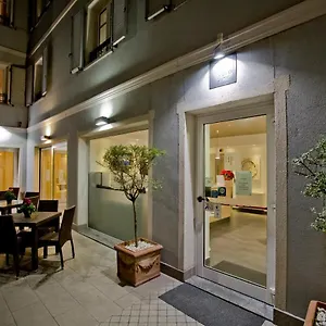 4* Hotel Di