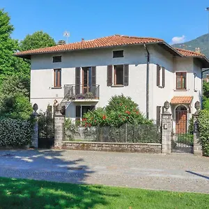  Ferienhaus Foreground - Pet Friendly Stay- Garden-parking-lake View- Bike Friendly House